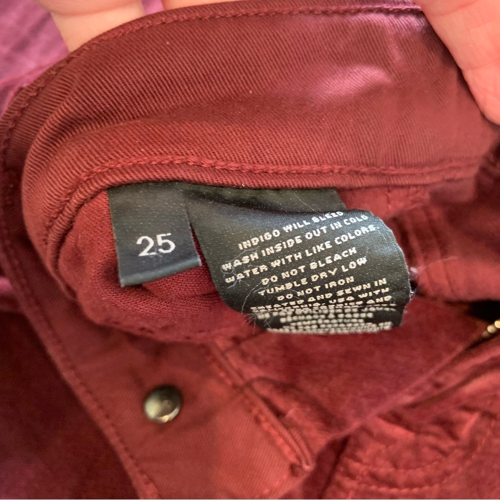 J Brand Maria Velvet Skinny Jeans in Oxblood sz 25 - Picture 6 of 7